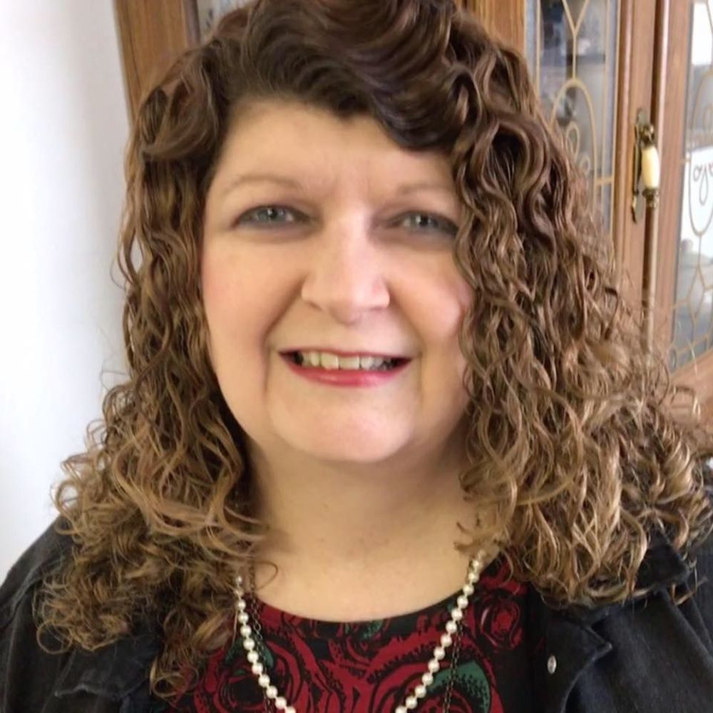 Meet your Posher, Angela